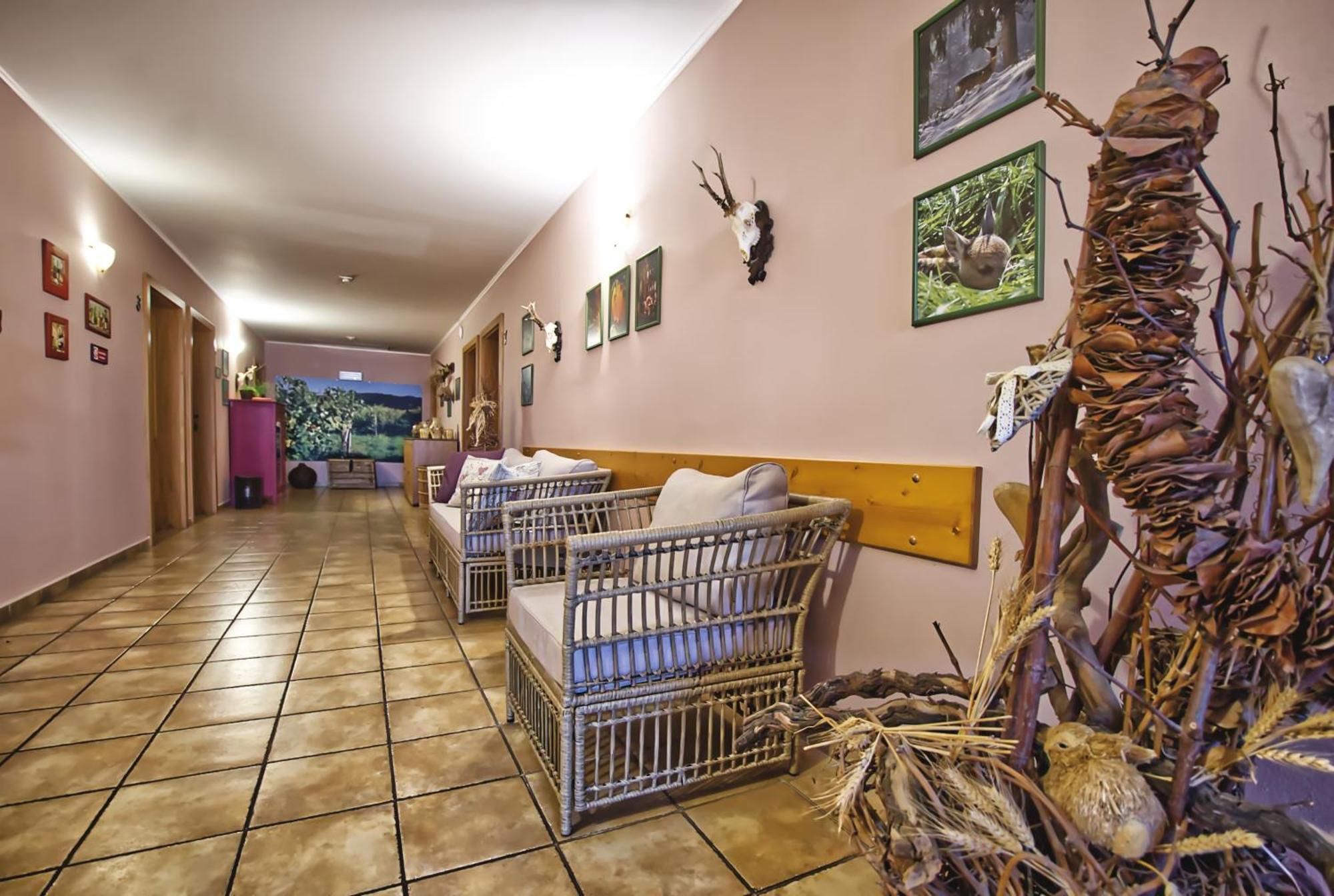 Penzion Vinarstvi Cervinka Horni Vestonice Exteriér fotografie