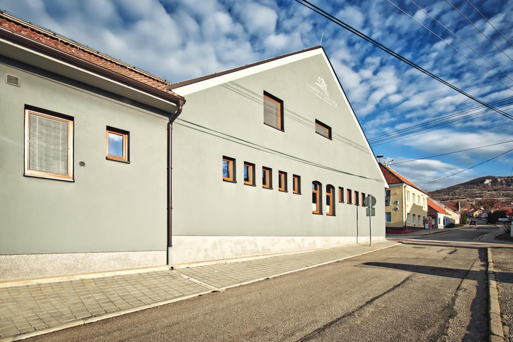 Penzion Vinarstvi Cervinka Horni Vestonice Exteriér fotografie